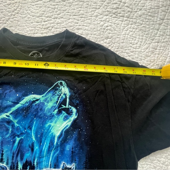 DOM Wolf Howling Night Graphic Print Mens Black T-Shirt Size  XL - Picture 7 of 8